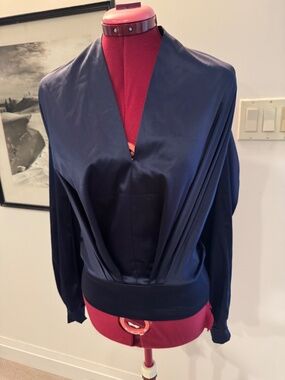 French Made 'Delphine Murat' Satin Pullover Pleated Women's Blouse Sz 36 EU